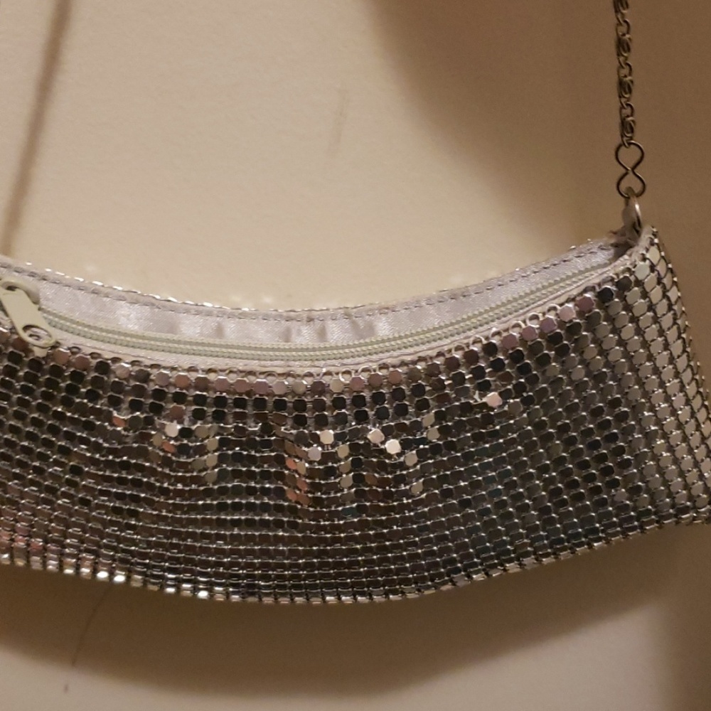 Purse - Picture 2 of 4